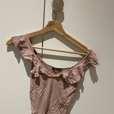 Tops courts rose et fleuris