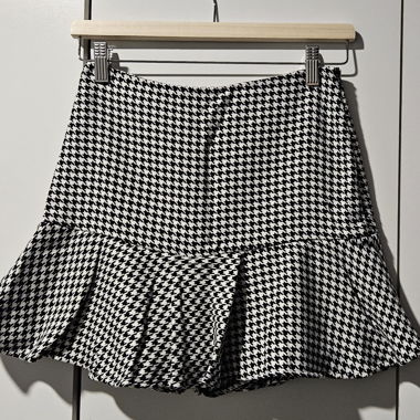Pull&Bear Rock-Shorts mit Hahnentritt