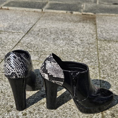 Graceland schwarze Abendschuhe.