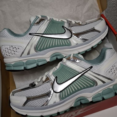 Sneaker Nike Vomero 5 Cannon