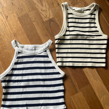 2x Gestreifte Crop Tops