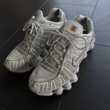 Nike Shox Sneaker Gr. 38