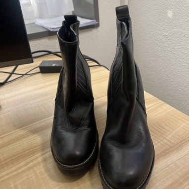 Black heeled ankle boots tommy hilfiger