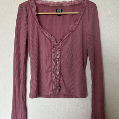 BDG rosa Ripp-Top mit Spitzenbesatz und langen Ärmeln