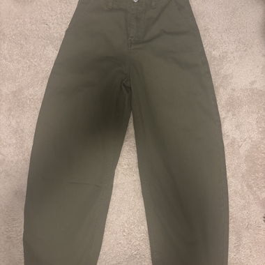Olivegrüne Barrelhose - S