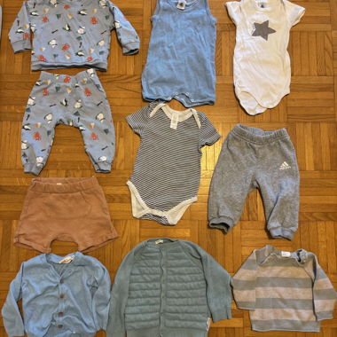 Baby clothing bundle