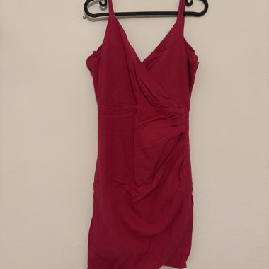 Abito rosa con spalline