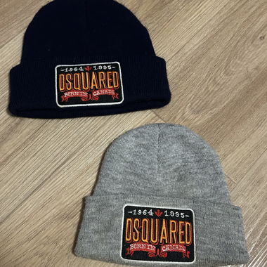 2 Dsquared2 Beanies