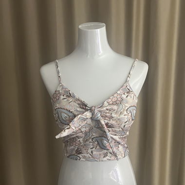Strappy top with pattern