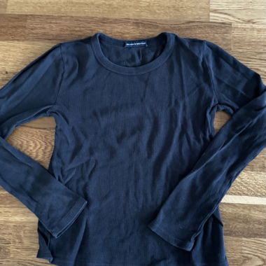 Brandy Melville long-sleeve shirt