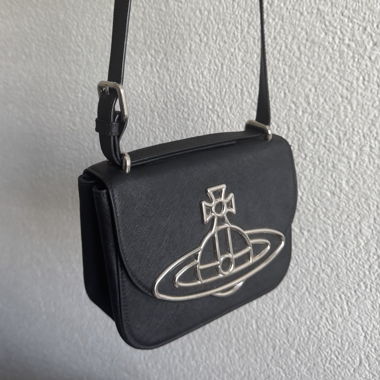 Borsa a Tracolla Orb in Pelle Linda di Vivienne Westwood