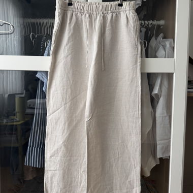 Pantaloni casual beige a gamba larga