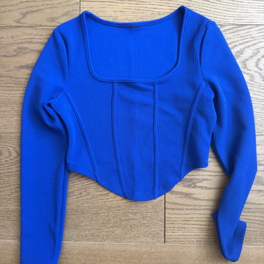 Top blu