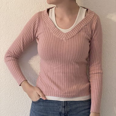 Pull rose clair