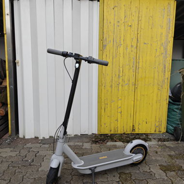 Monopattino elettrico Segway Ninebot Max G30LE