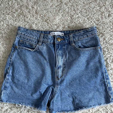 Zara denim shorts size 36