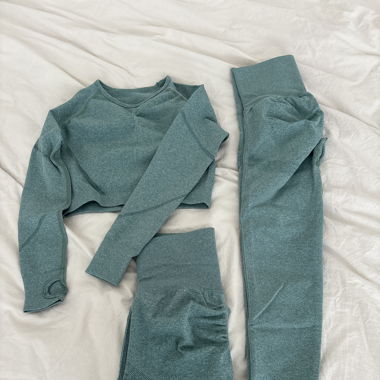 Sport set - top, leggings, shorts 