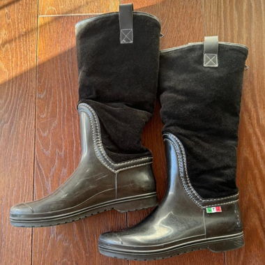 les tres jolis LTJ stivali neri alti in pelle scamosciata e gomma
