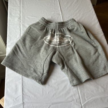 Short Corteiz grigio
