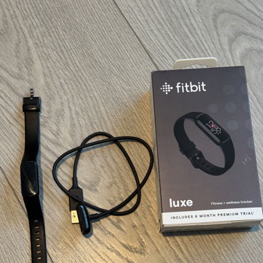 Fitbit Luxe