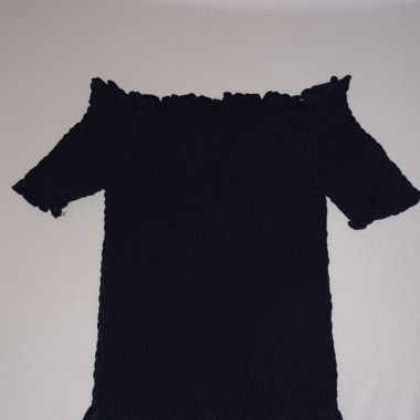 T-shirt avec épaules à découvert