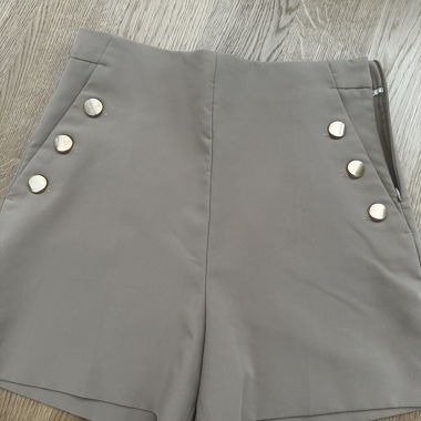 Zara Shorts Hotpsnts Beige Size M