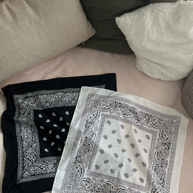 Bandana (weiss und schwarz)