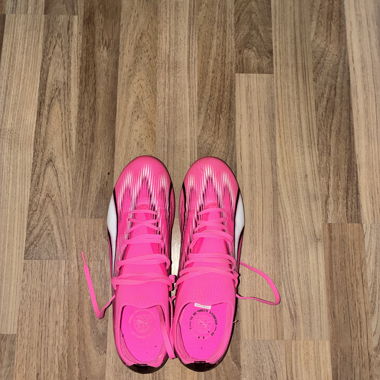 Puma Fussballschuhe pink