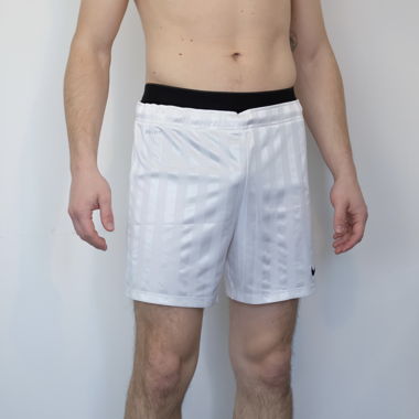 Nike Shorts Weiss Gr. M