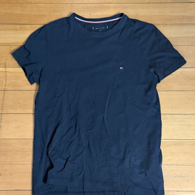 T-shirt blu scuro