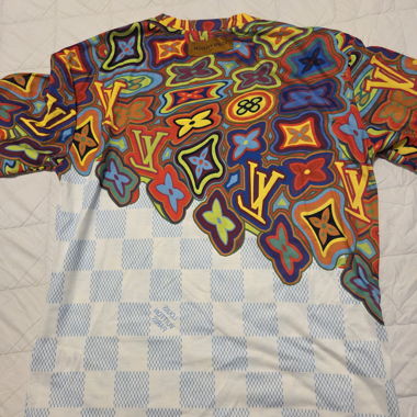 T-shirt colorato con motivo