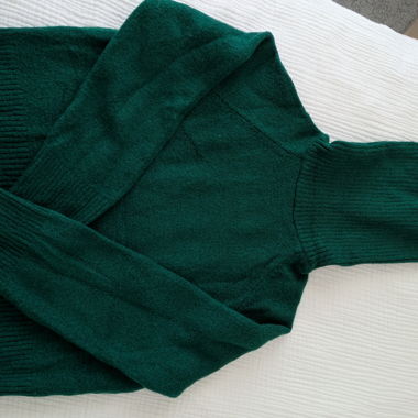 Grüner Rollkragenpullover