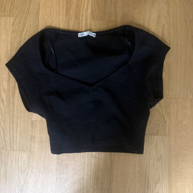 ZARA black crop top S