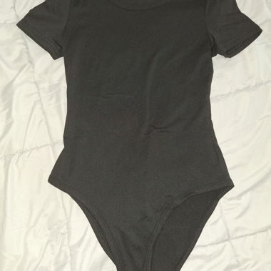 Body noir manches courtes
