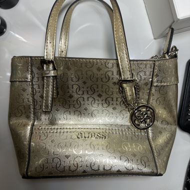 Sac Guess