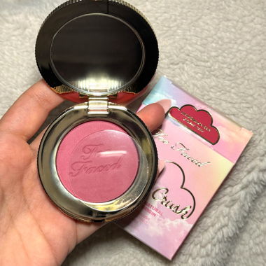 Too Faced Blush 