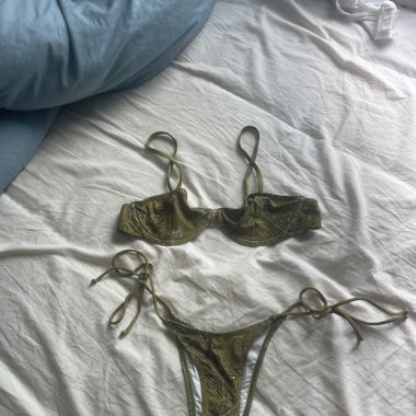 Bikini 
