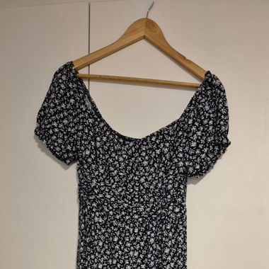 Hollister Kleid floral dunkelblau Gr. M