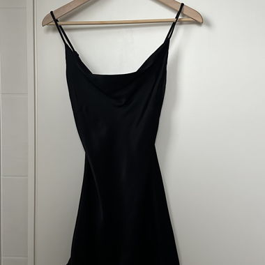 Robe satin 