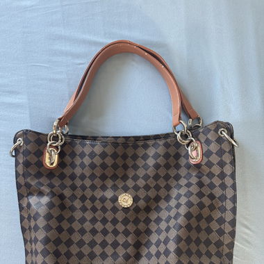 Sac à main style damier  