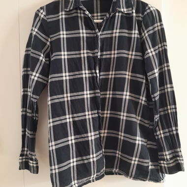 Women’s Plaid Blouse