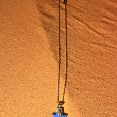 Blue stone pendant necklace