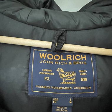 Schwarze Woolrich Daunenjacke Parka
