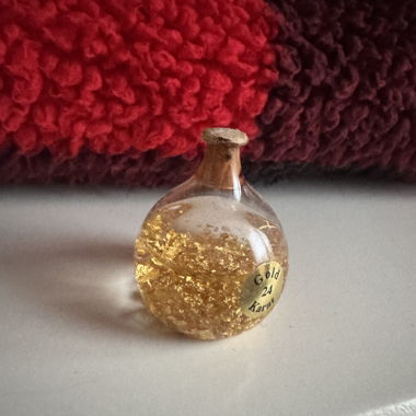 24 Karat Gold