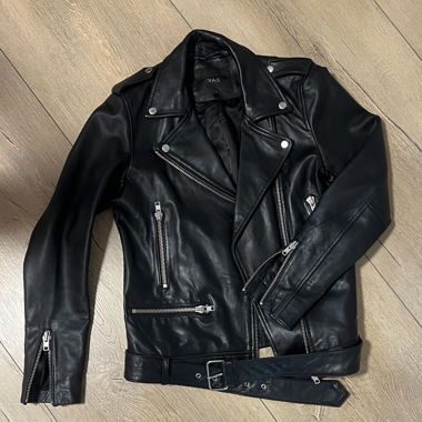 Veste en cuir YAS