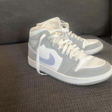 Nike Air Jordan Mid