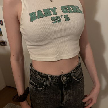 Baby Girl 90s Crop Top