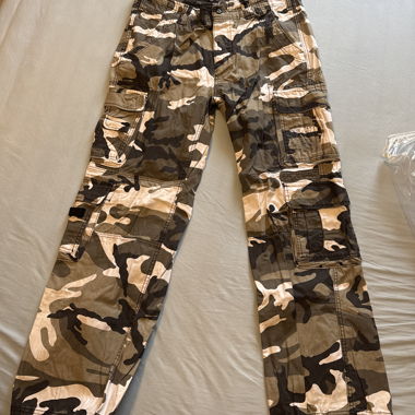 Camo Cargo-Hose mit vielen Taschen