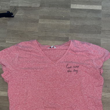 T-Shirt S