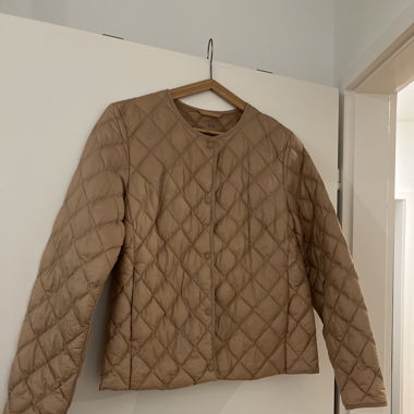Unter Jacke 